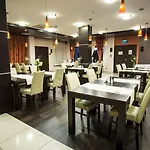 Hotel M 3*