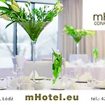 M ホテル