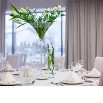 M Hotel 3*