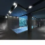 Hotel M