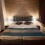 Hotel M 3*