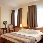 Hotel M 3*