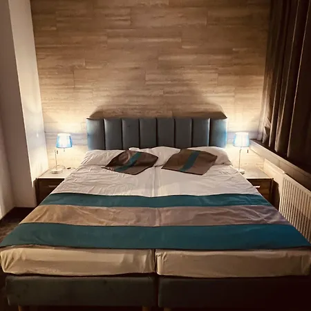 Otel M 3*