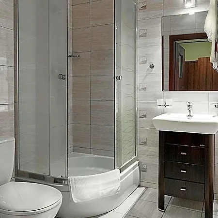 Hotel M 3*