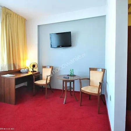 Hotel M 3*