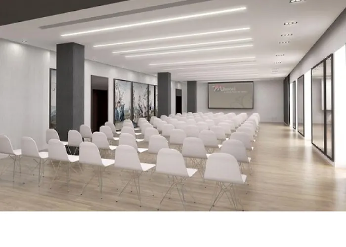 Ξενοδοχείο M